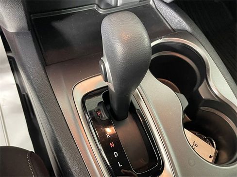 Certified 2019 Honda Ridgeline Sport image 10