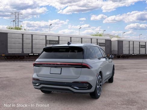 New 2026 Lincoln Nautilus Reserve AWD/4WD image 8