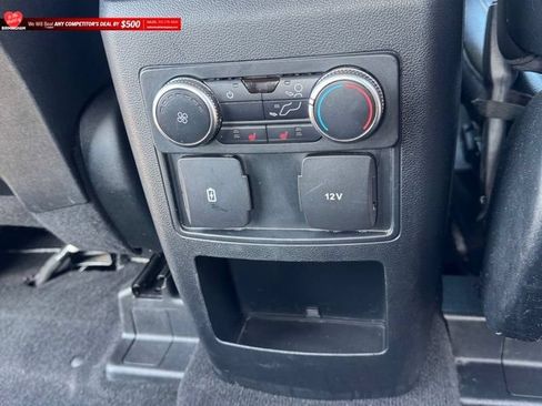 Used 2020 Ford Explorer XLT w/ Equipment Group 202A RWD image 20