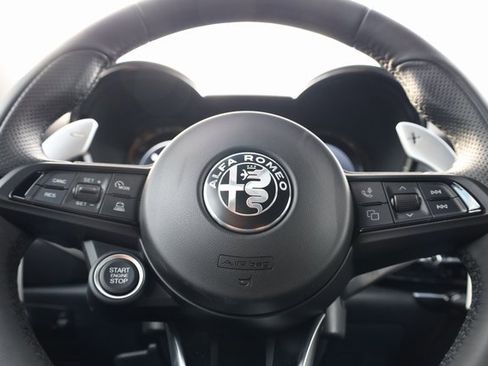 New 2025 Alfa Romeo Tonale Veloce w/ Premium Package image 16