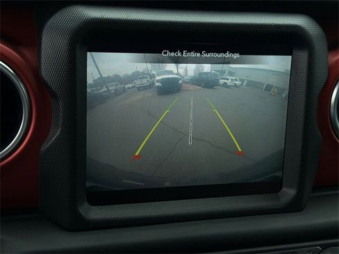 Used 2021 Jeep Wrangler Unlimited Rubicon image 15