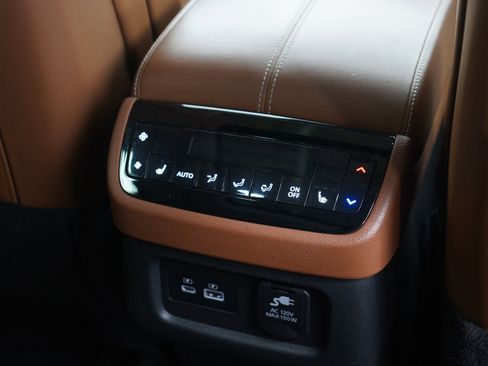 Used 2022 INFINITI QX60 Sensory image 13