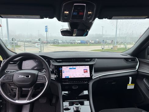 New 2026 Jeep Grand Cherokee L 4WD image 27