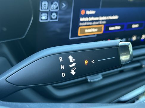 New 2025 Chevrolet Silverado EV LT image 32