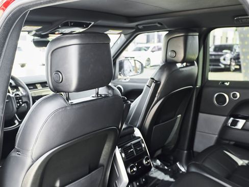 Used 2019 Land Rover Range Rover Sport Supercharged AWD/4WD image 40