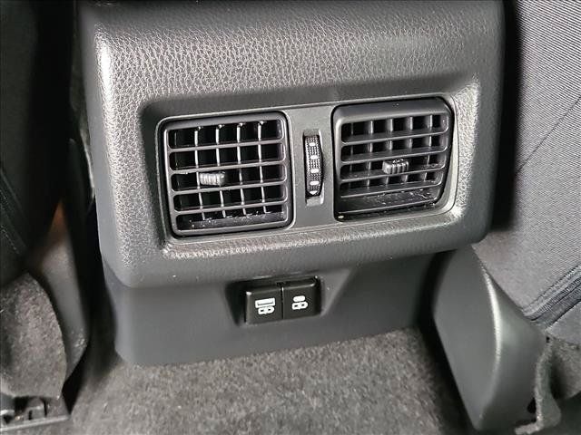 Used 2025 Toyota Camry LE FWD image 23