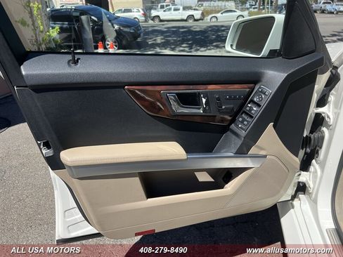 Used 2010 Mercedes-Benz GLK 350 4MATIC image 19