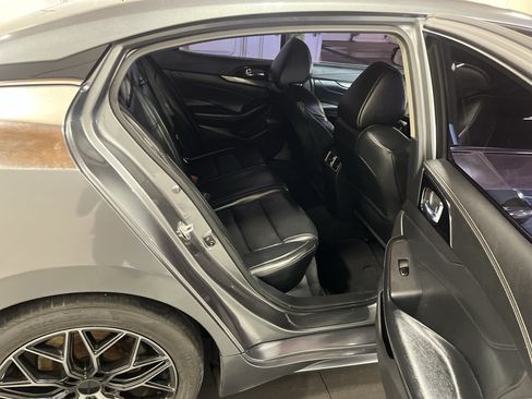 Used 2020 Nissan Maxima 3.5 SV w/ Floor Mat Group FWD image 18