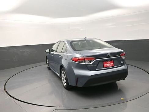 Used 2024 Toyota Corolla LE FWD image 61
