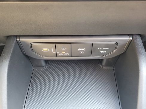 New 2026 Kia K4 LXS image 32