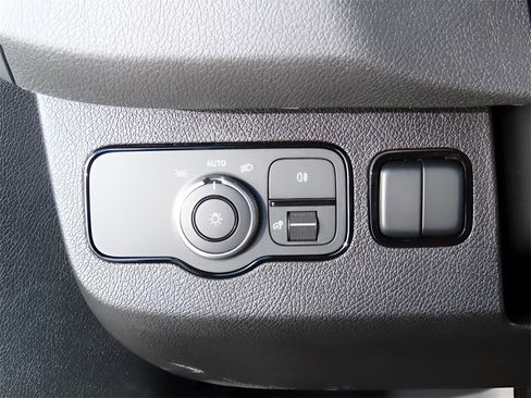 Used 2024 Mercedes-Benz Sprinter 2500 image 52