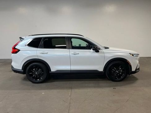 Used 2024 Honda CR-V Sport image 2