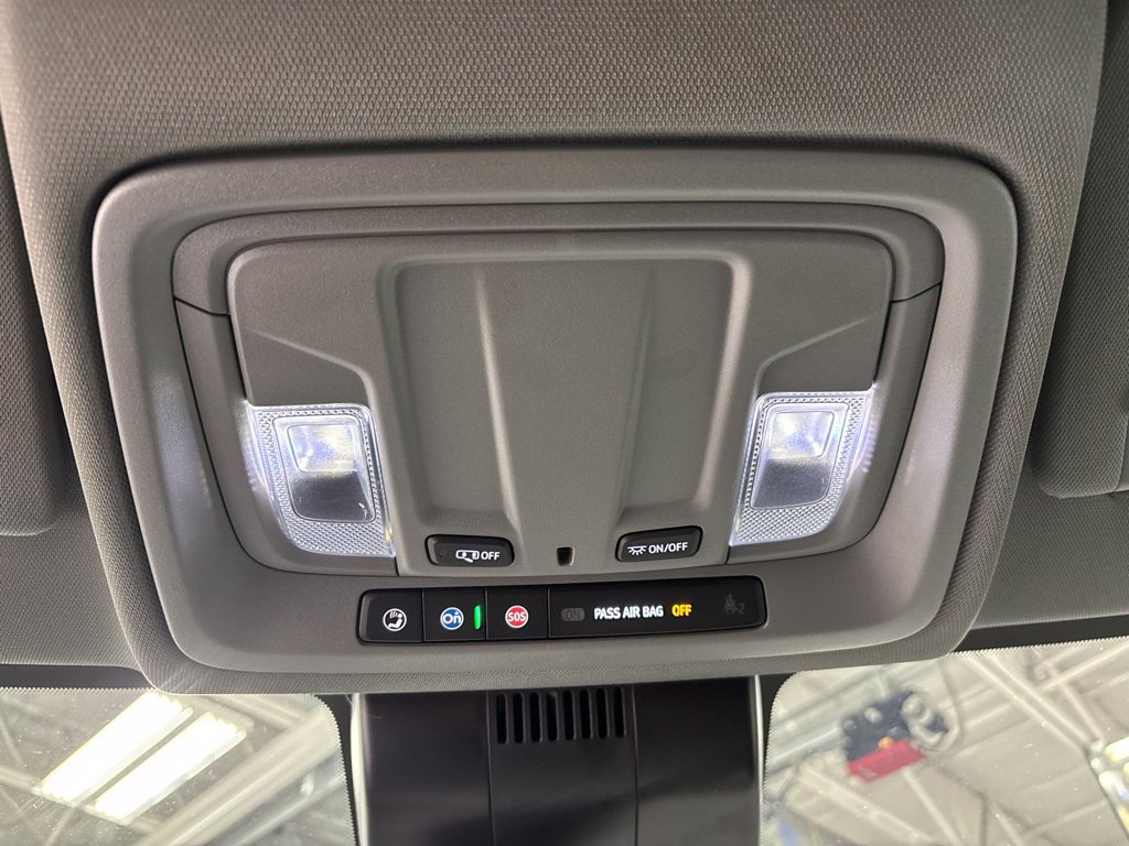 Used 2023 GMC Sierra 1500 Pro w/ Graphite Edition AWD/4WD image 26