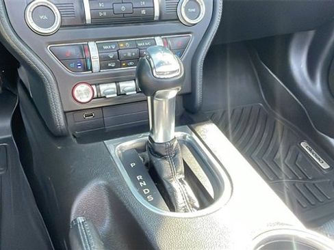Used 2020 Ford Mustang Premium image 17