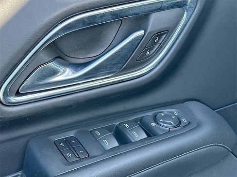 Used 2023 Chevrolet Tahoe LT image 17