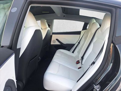 Used 2025 Tesla Model 3 Long Range image 14