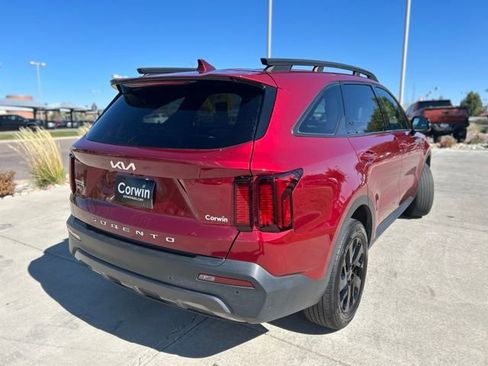 Used 2022 Kia Sorento S image 8