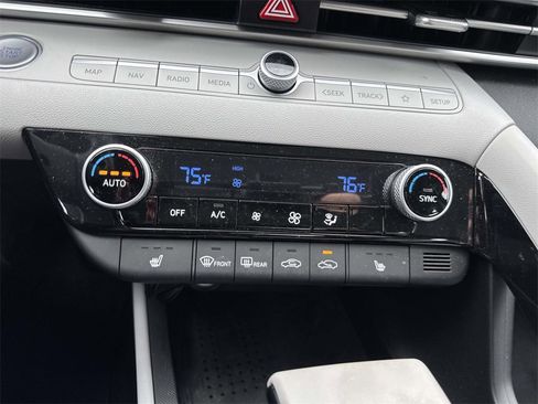 Used 2023 Hyundai Elantra Limited w/ Cargo Package image 23