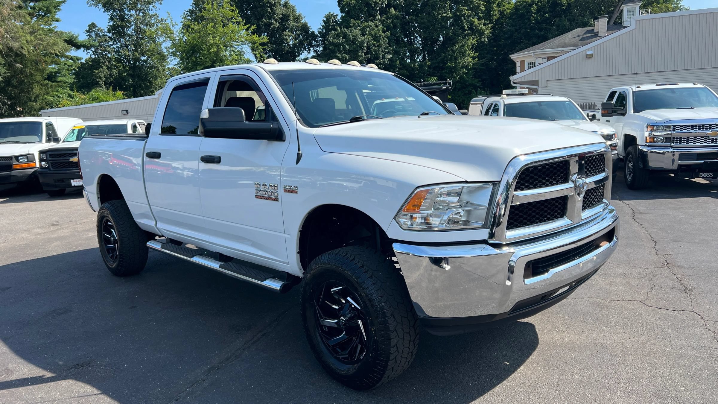 Used 2016 RAM 2500 Tradesman w/ Chrome Appearance Group AWD/4WD image 7
