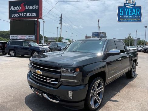 Used 2017 Chevrolet Silverado 1500 LTZ Z71 w/ LTZ Plus Package AWD/4WD image 1