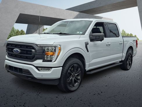 Used 2021 Ford F150 XLT w/ Equipment Group 302A High AWD/4WD image 3
