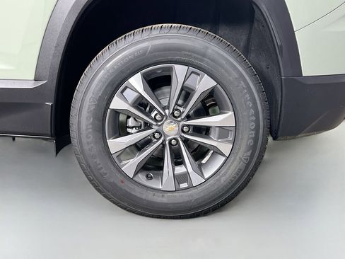 New 2026 Chevrolet Equinox LT w/ Safety and Technology Package image 30