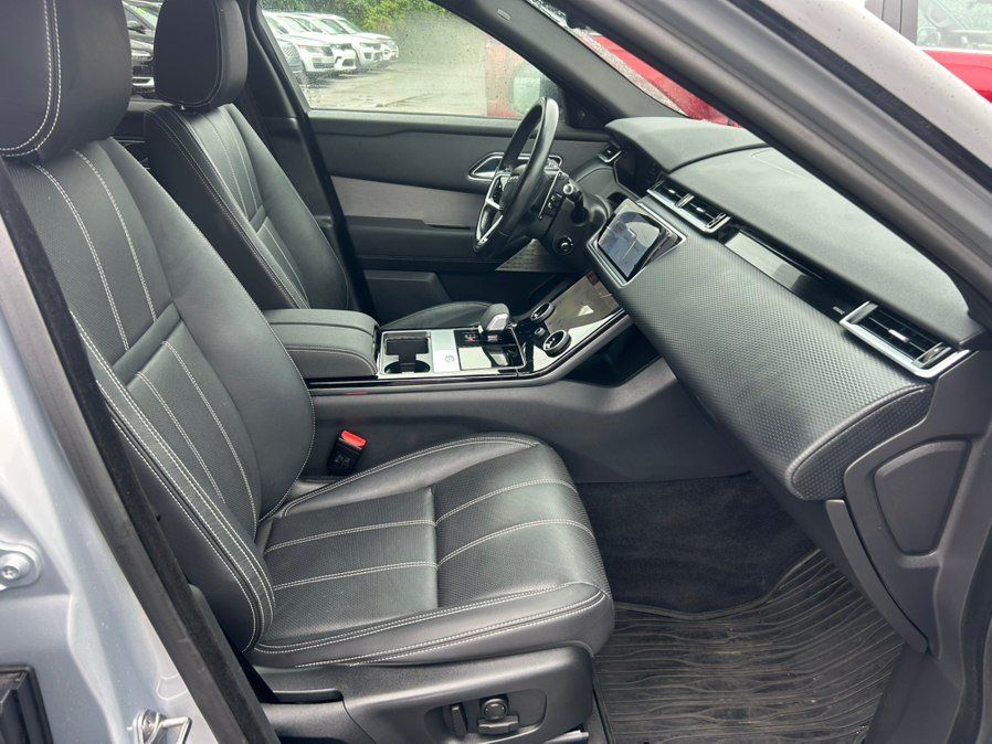 Used 2022 Land Rover Range Rover Velar R-Dynamic S AWD/4WD image 18