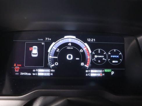 Used 2024 Toyota Sequoia Platinum image 4