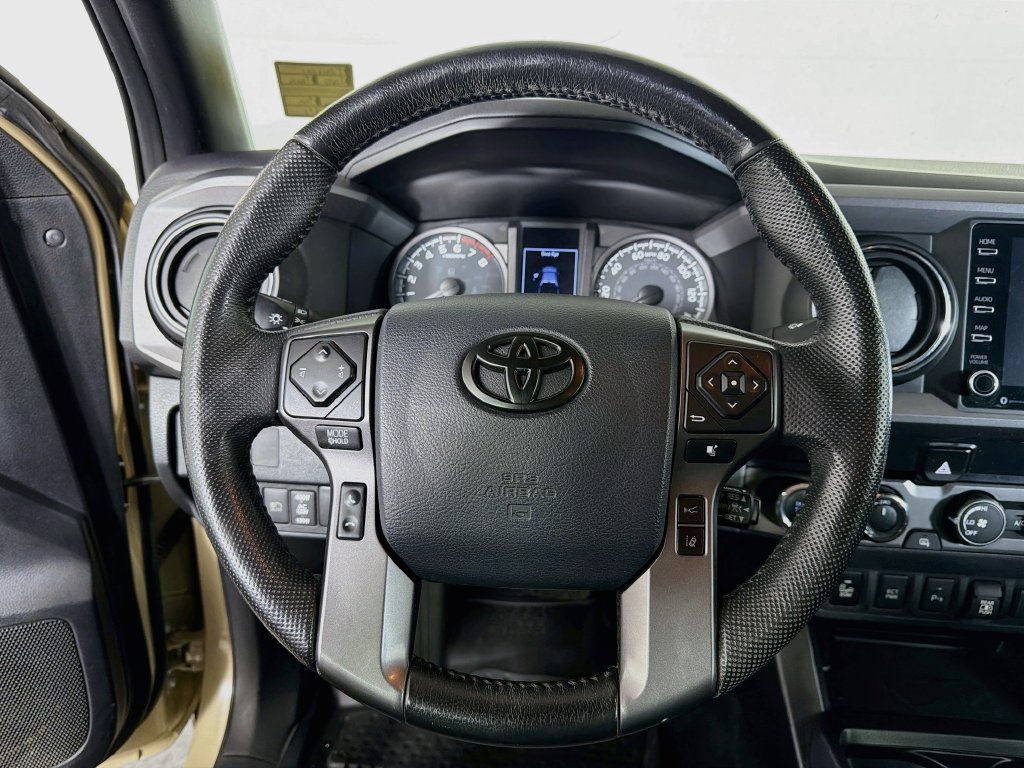 Used 2020 Toyota Tacoma TRD Off-Road w/ Technology Package AWD/4WD image 13