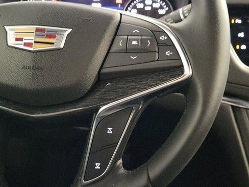 Certified 2021 Cadillac XT5 Premium Luxury image 18