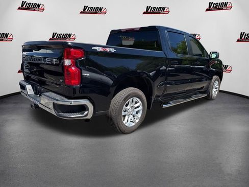 Used 2024 Chevrolet Silverado 1500 LT AWD/4WD image 5