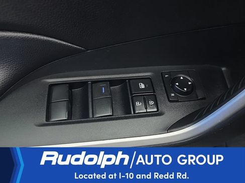 Used 2021 Toyota RAV4 XLE w/ Convenience Package AWD/4WD image 12