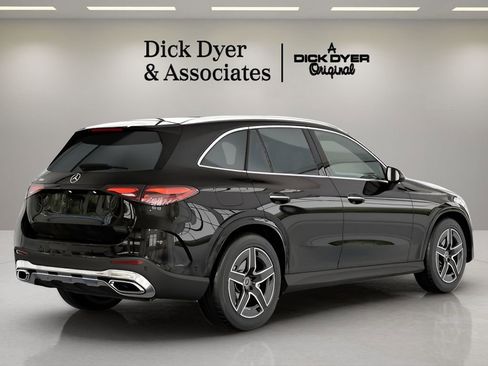 Used 2026 Mercedes-Benz GLC 300 image 10