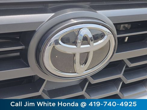 Used 2025 Toyota Tacoma TRD Off-Road w/ TRD Off Road Upgrade Package AWD/4WD image 20