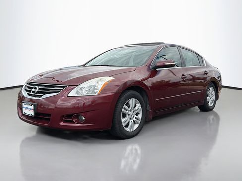 Used 2012 Nissan Altima 2.5 SL w/ 2.5SL Pkg FWD image 11