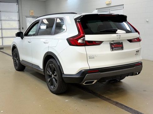 Used 2025 Honda CR-V Sport Touring image 7