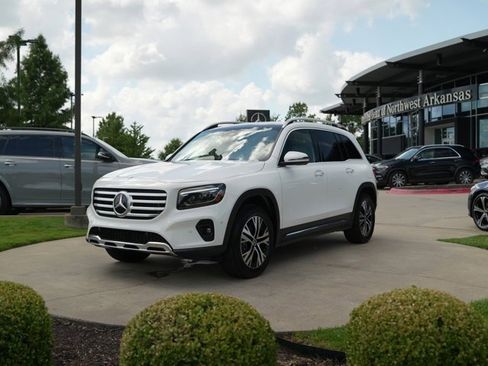 Certified 2026 Mercedes-Benz GLB 250 4MATIC image 3