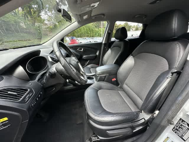Used 2011 Hyundai Tucson GLS AWD/4WD image 13