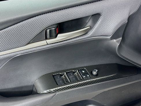 Certified 2025 Toyota Camry SE image 17