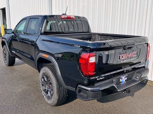 New 2025 GMC Canyon Elevation w/ Convenience Package image 5