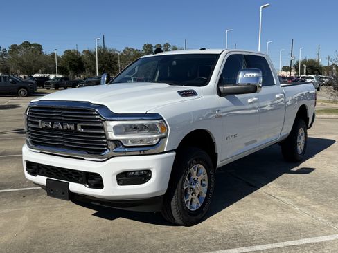 Used 2024 RAM 2500 Laramie image 9