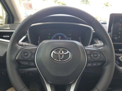 Used 2023 Toyota Corolla XLE image 23
