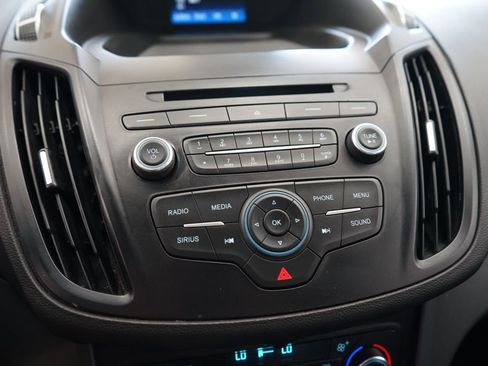 Used 2017 Ford Escape SE FWD image 34