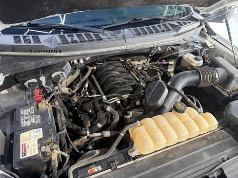 Used 2018 Ford F150 XLT w/ Equipment Group 302A Luxury AWD/4WD image 27