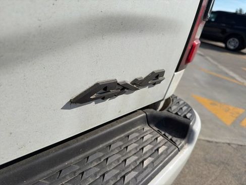 Used 2022 RAM 2500 Laramie AWD/4WD image 32