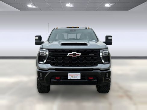 New 2026 Chevrolet Silverado 2500 ZR2 image 6