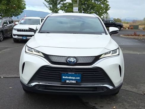Used 2021 Toyota Venza Limited w/ Advanced Technology Package AWD/4WD image 3