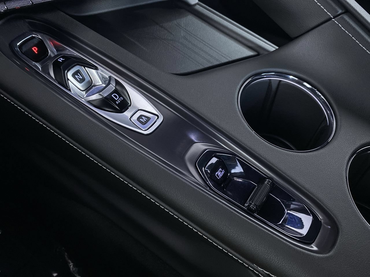 Used 2026 Chevrolet Corvette Stingray Preferred Cpe w/ Stealth Interior Trim Package RWD image 8