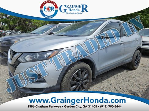 Used 2020 Nissan Rogue Sport S w/ Appearance Package image 1