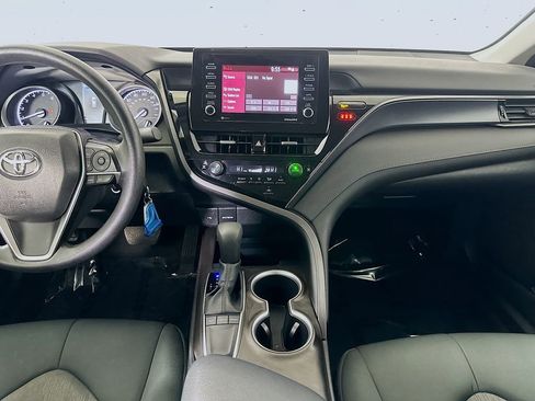 Used 2023 Toyota Camry LE image 18